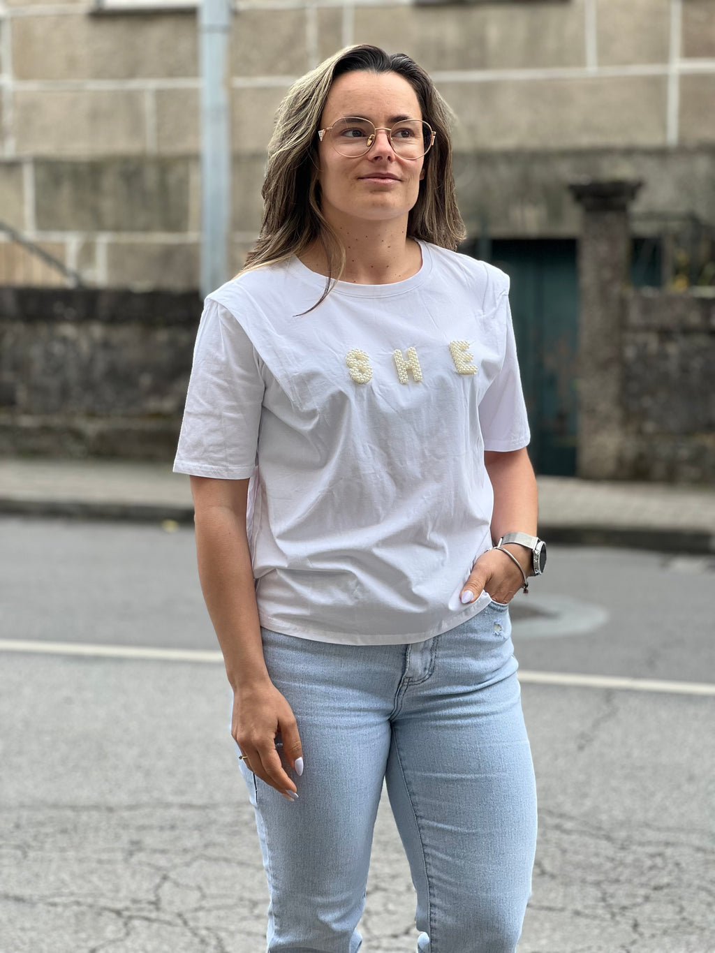 T-shirt she