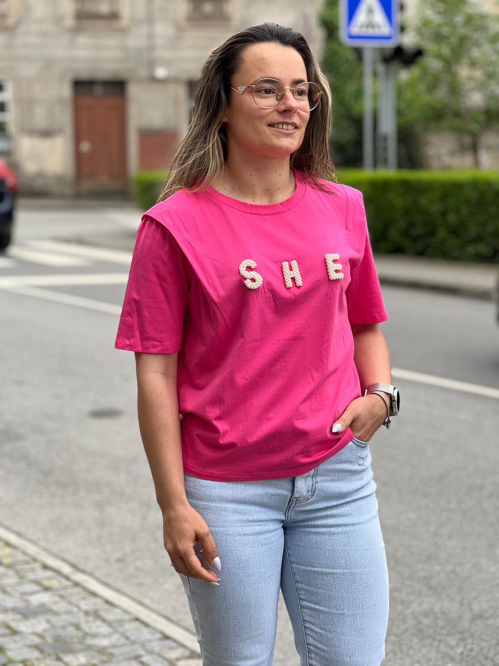 T-shirt she