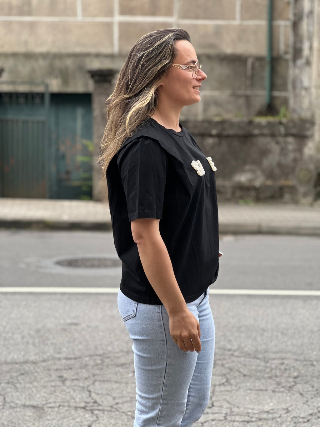 T-shirt she
